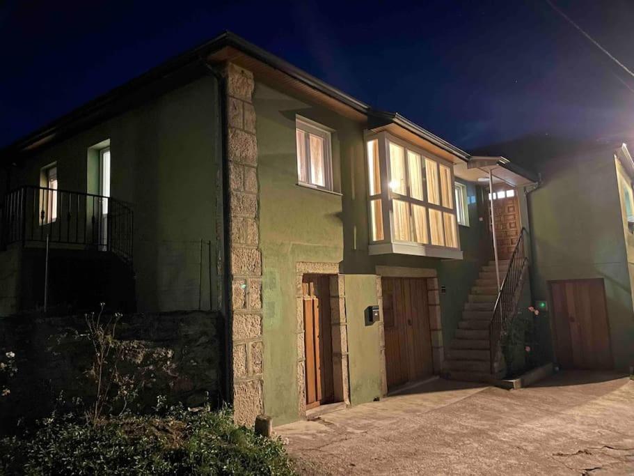 Villa Casa Da Baltasara Trives Esterno foto